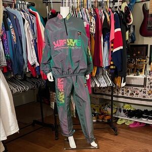 Vintage Surf Style Interplanetary Body Gear Windbreaker Set